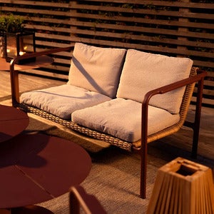 Motty 2-pers. sofa     Zin Red / Teddy Beige