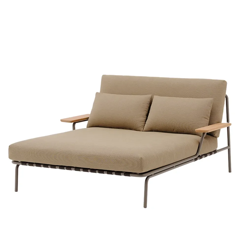 Muuto, Loungeseng Settle med armlæn Taupe
