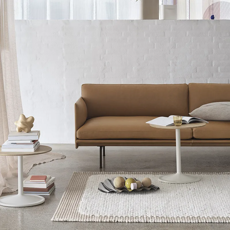 Outline Sofa 3-Seater - Black Base - Refine Leather Cognac Black