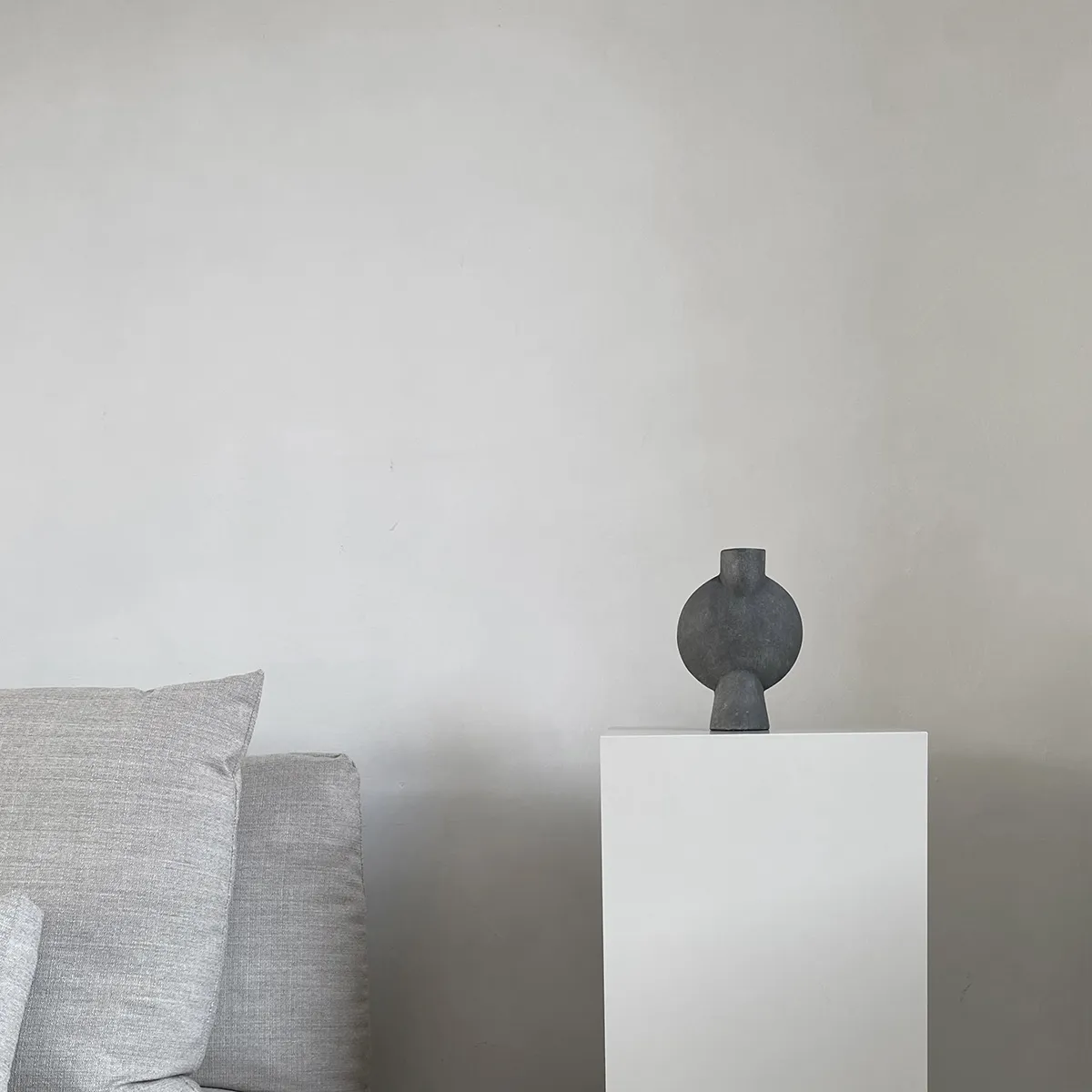 Håndmalet vase Sphere Bubl Mini Dark Grey H19 cm
