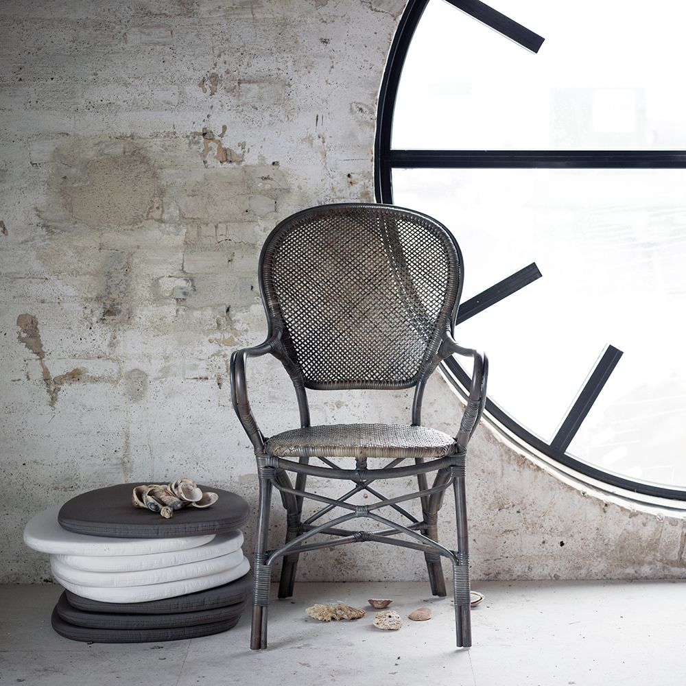 Rossini Rattan Stol Sort