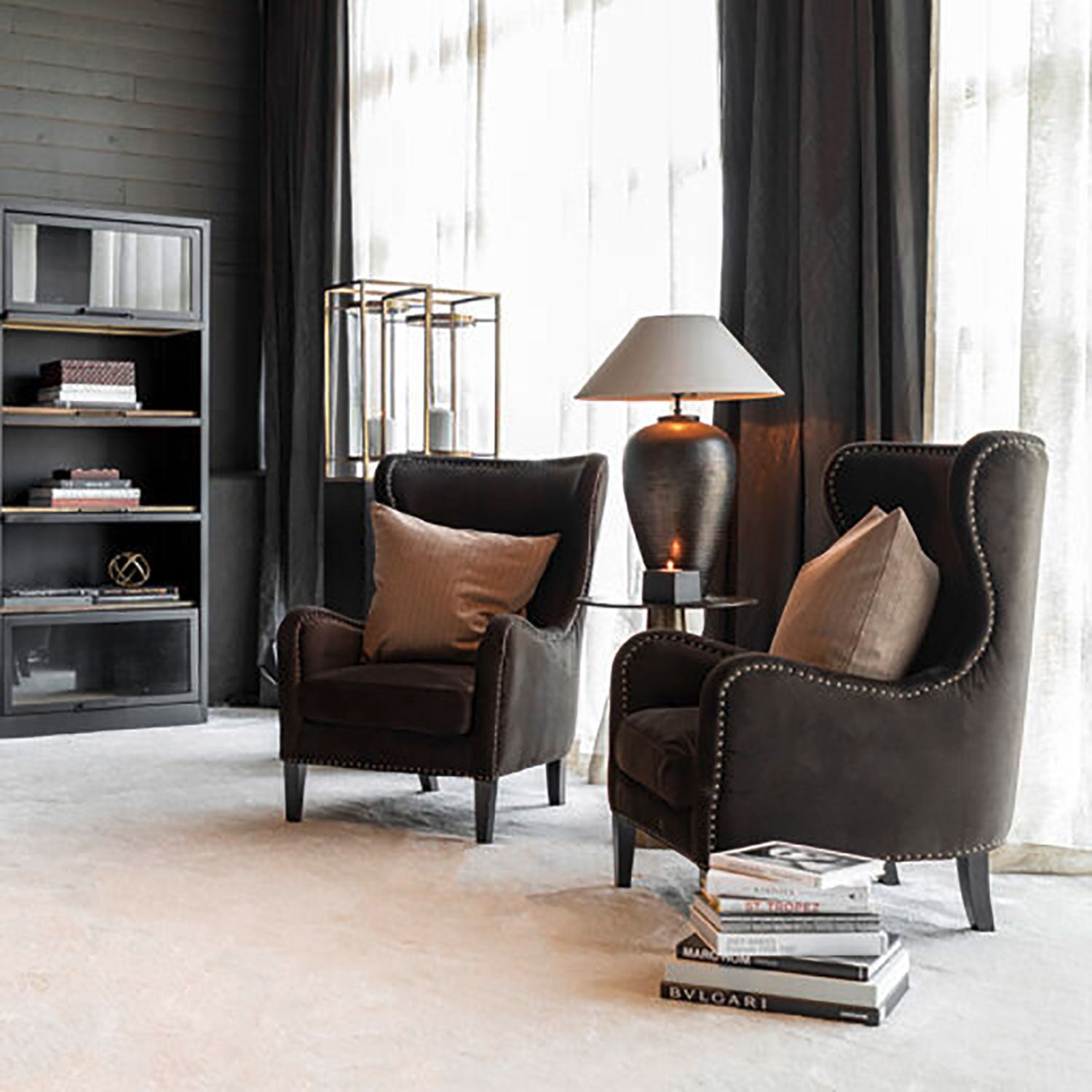 Mischa Lænestol Velvet Dark Brown Artwood