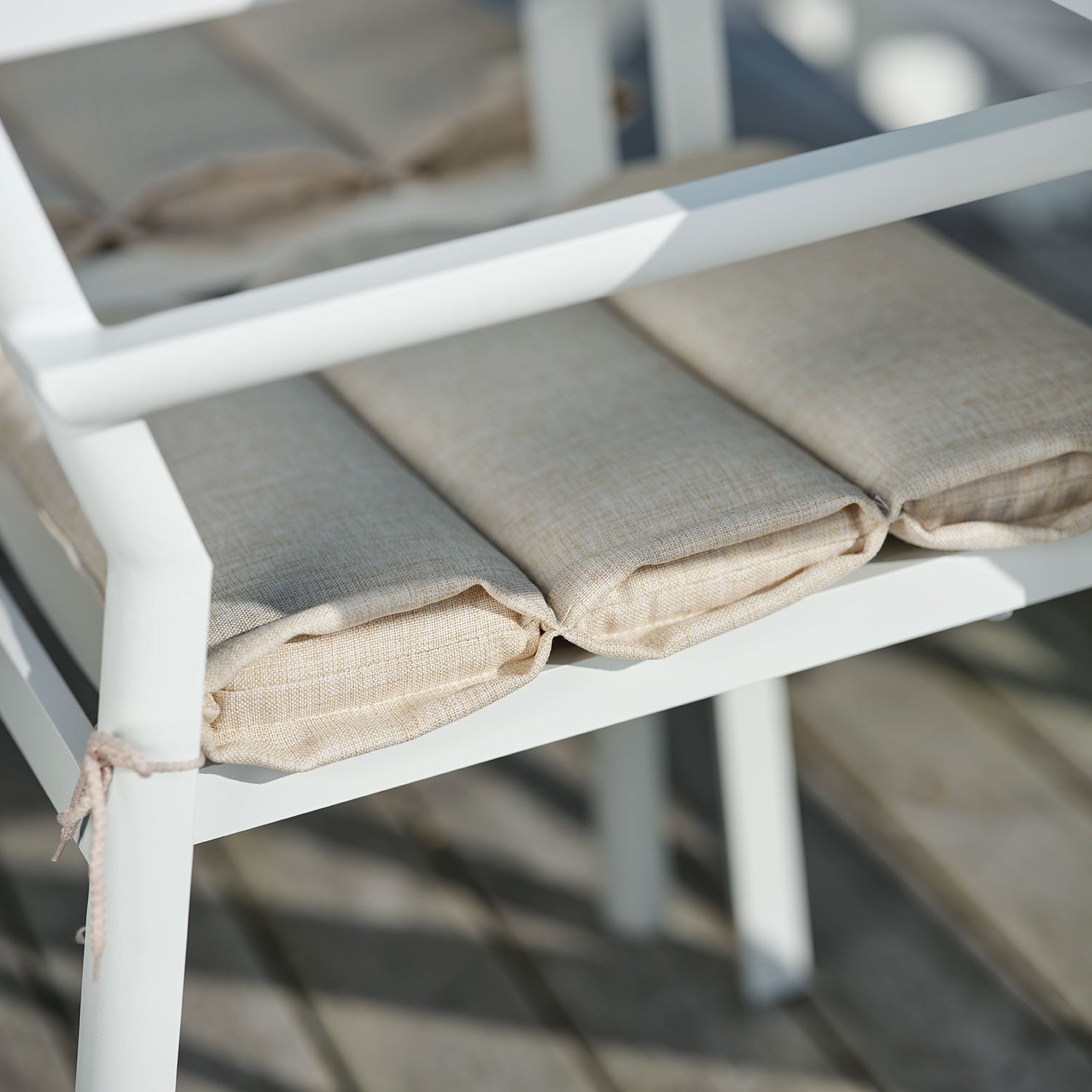 Delia Stol/Karmstol Hvid Brafab