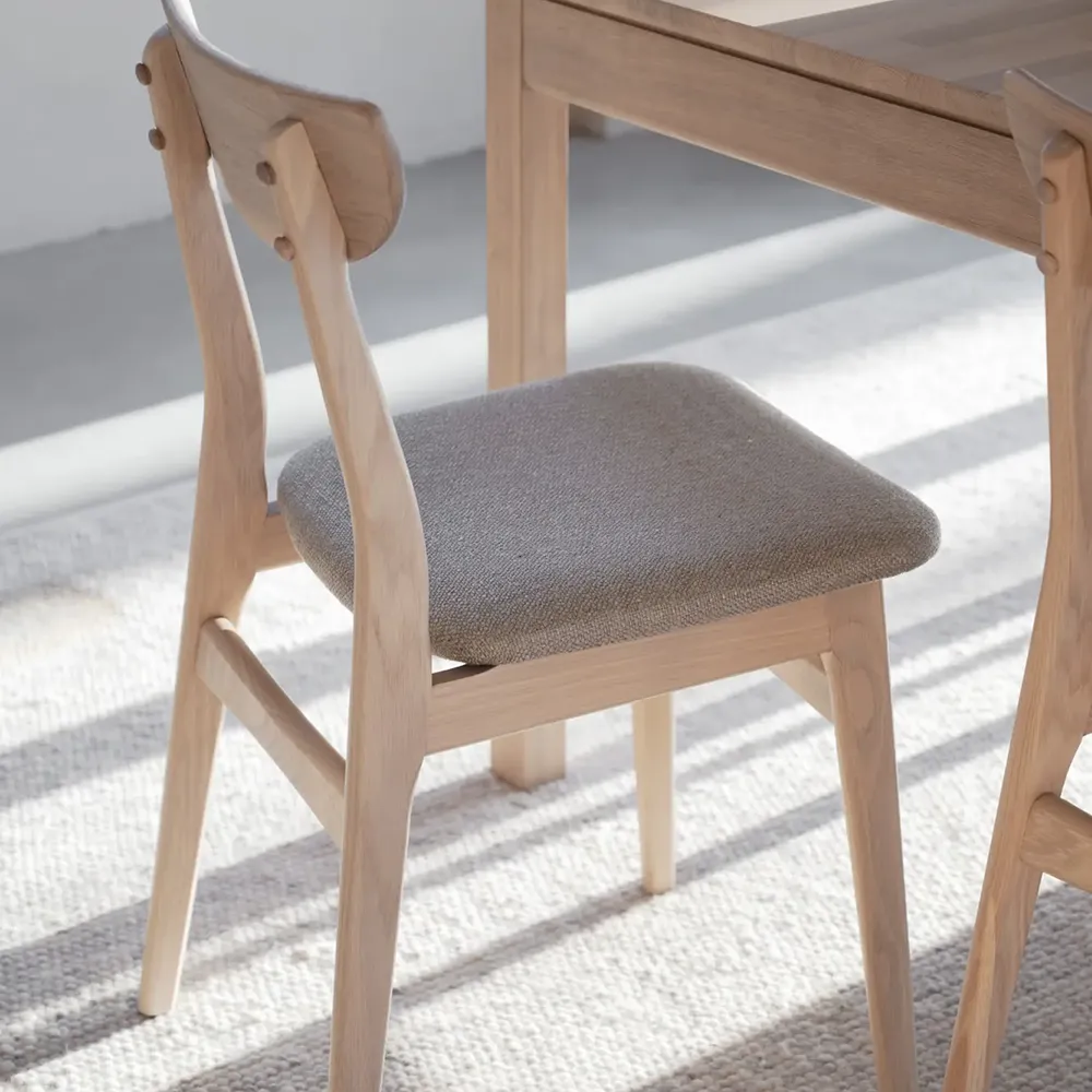 Rodham stol hvidpigmenteret eg/grå-beige