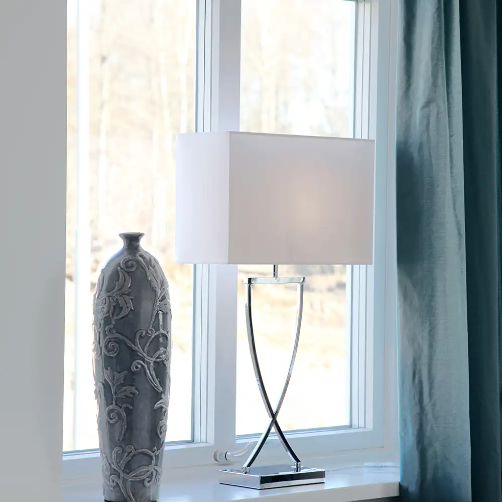 Omega Bordlampe 69 cm Krom