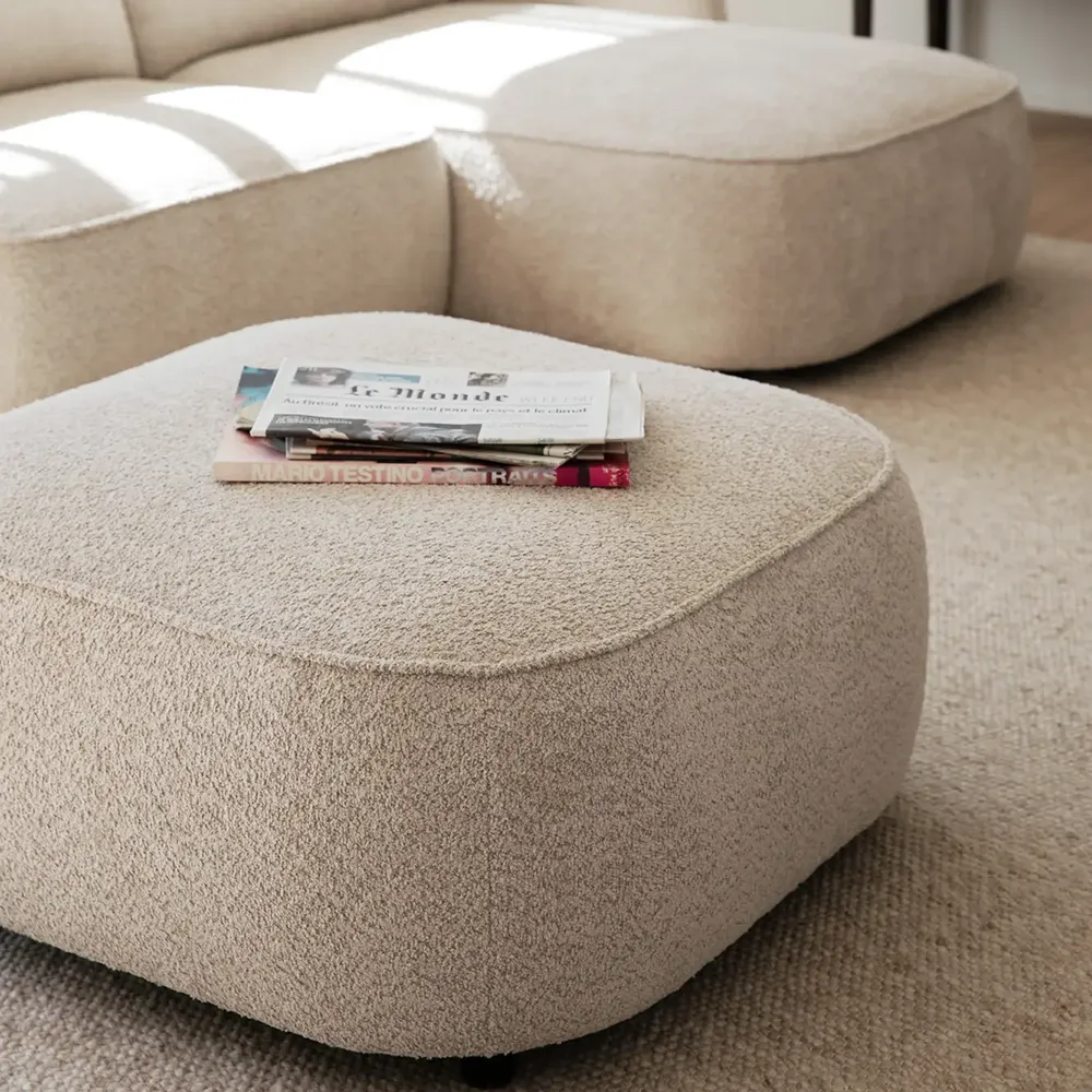 Norris fodskammel lys beige stof Anna lys beige