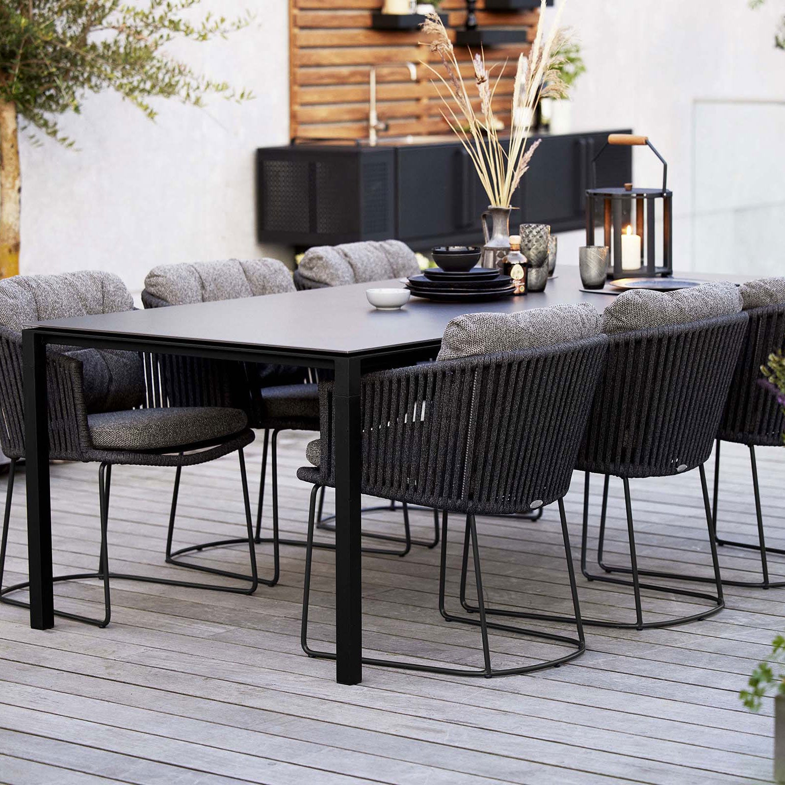 Moments Karmstol Mørkegrå