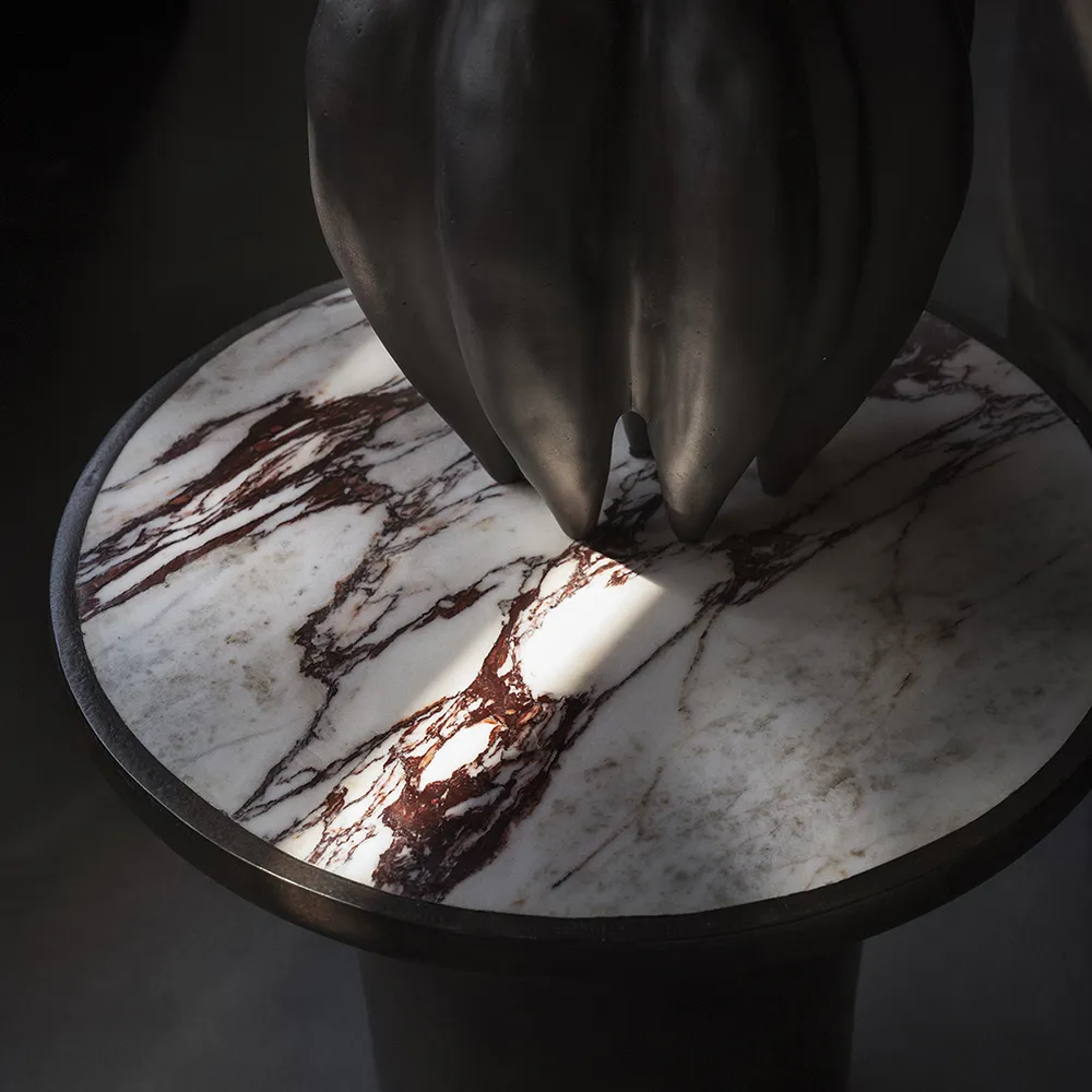 Trumpet sofabord højt - Calacatta