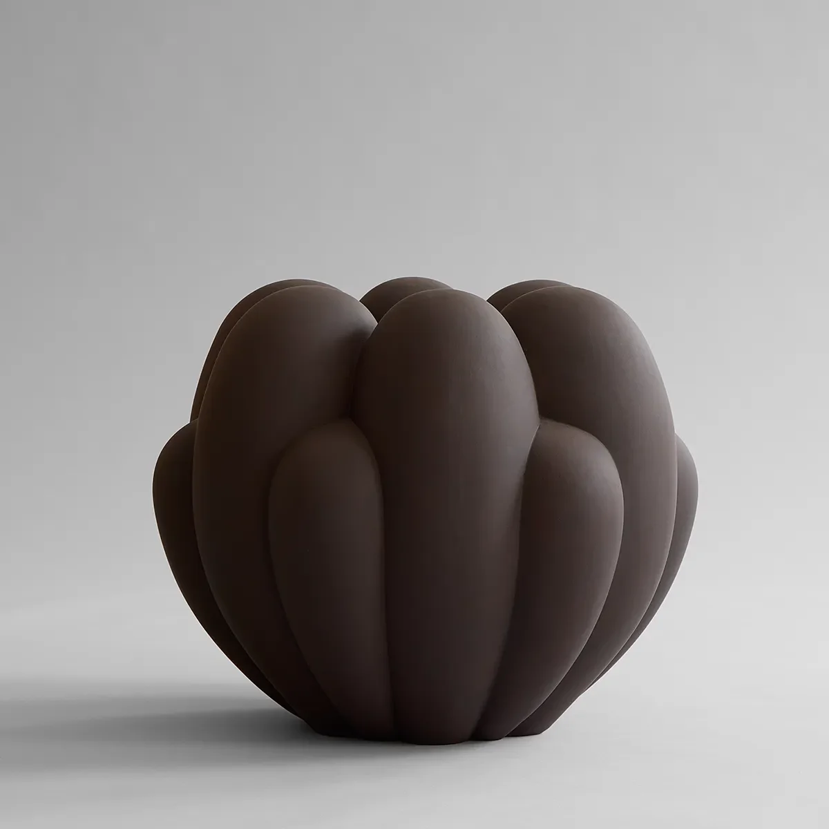 Håndlavet vase Bloom Big Chocolate Brown H44 cm