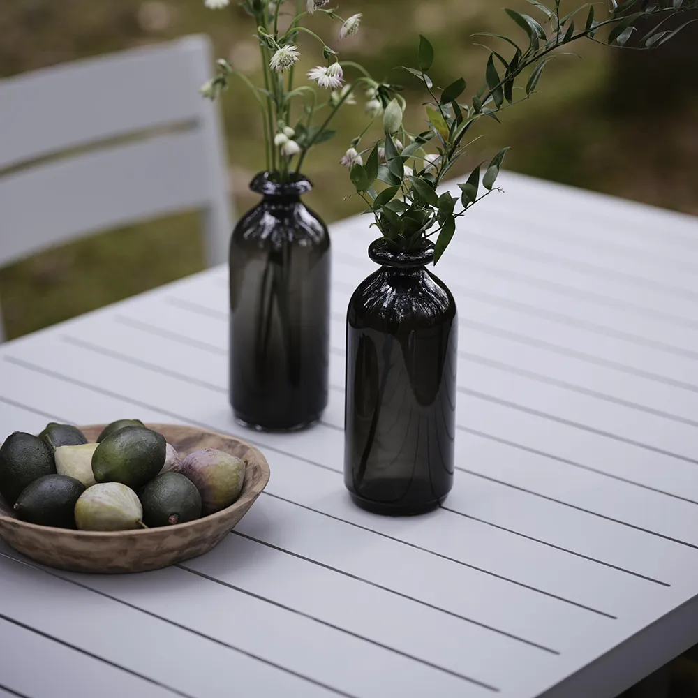 Bigby Spisebord 144x76 cm lys grå