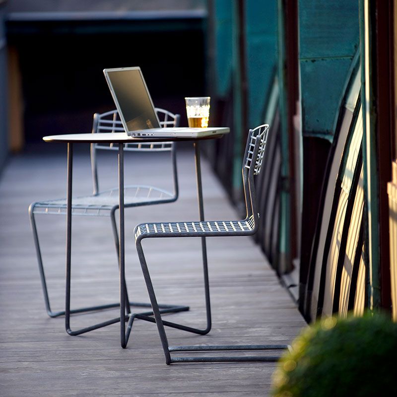 Bord High Tech 60 Hvid Laminat/Varmgalvaniseret Understel Grythyttan Stålmöbler