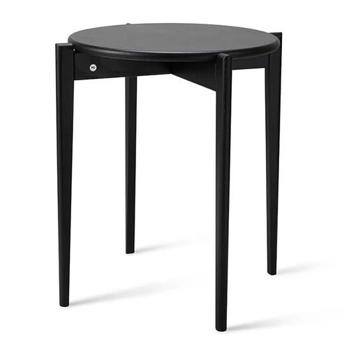 Tilia sidebord i sortbejdset eg