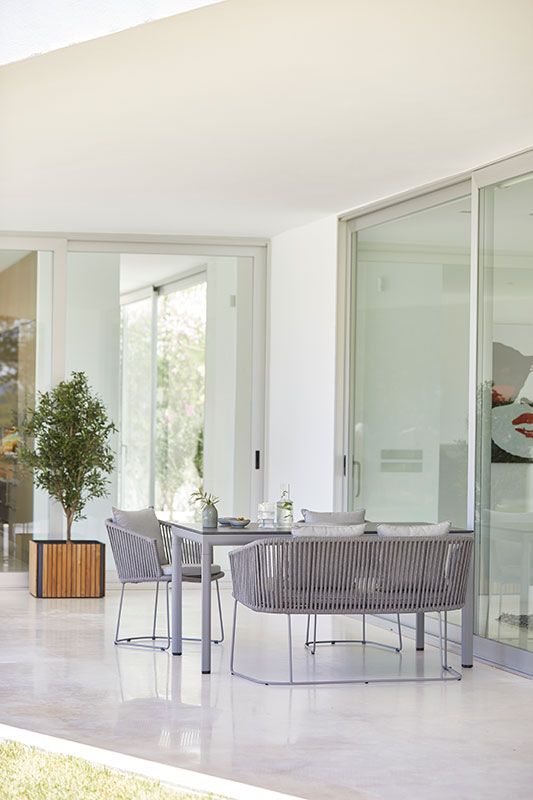 Moments Spisesofa Grå