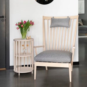 Orust sidebord hvidpigmenteret birk