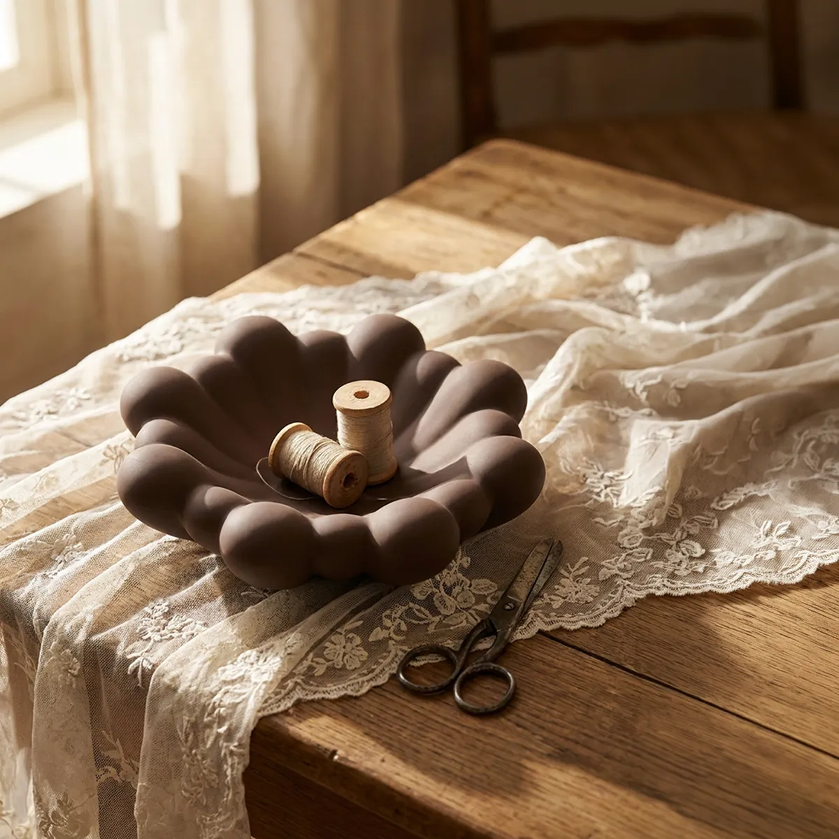 Håndlavet Dekorationsskål Bloom Chocolate Brown Ø 28,5 cm