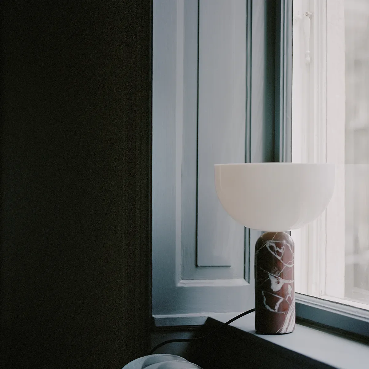 Kizu Bordlampe Kunis Breccia Small EU