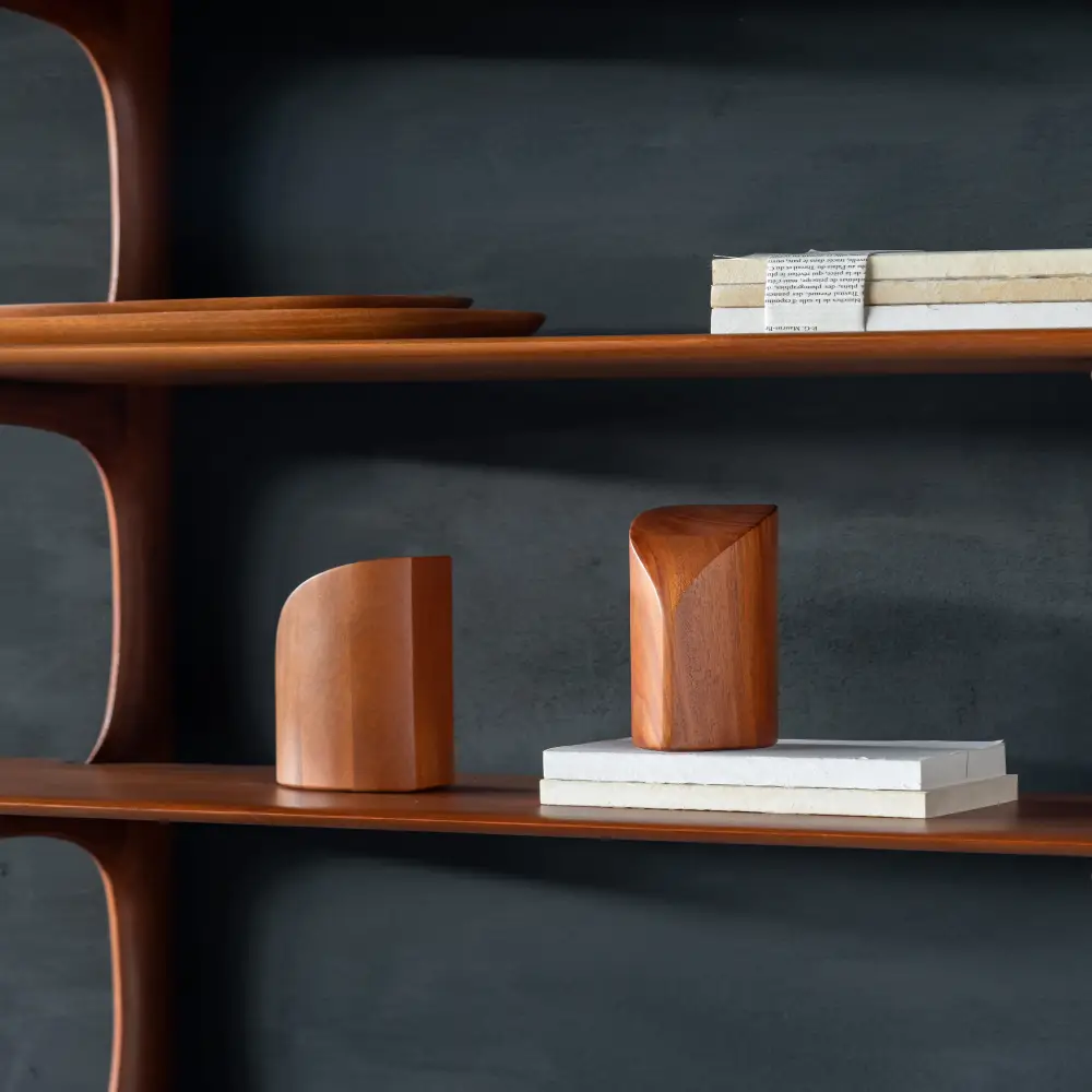  PI bogstøtte lakeret mahogni sæt med 2 stk