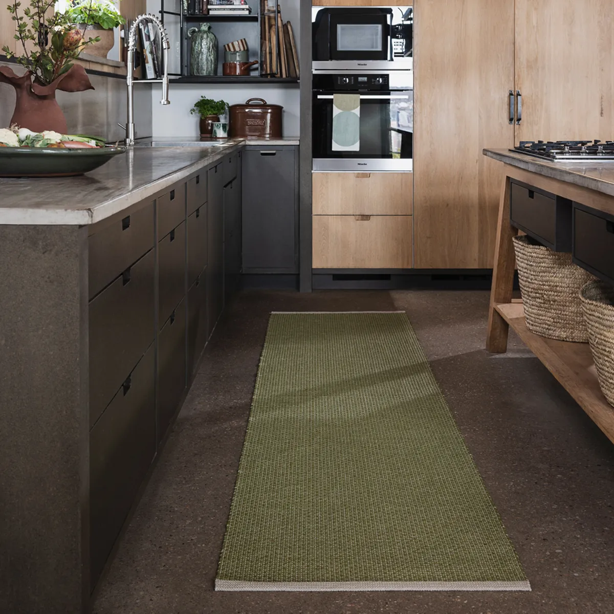 Vaskbar Plastmåtte NILS Dark Olive 70x180 cm