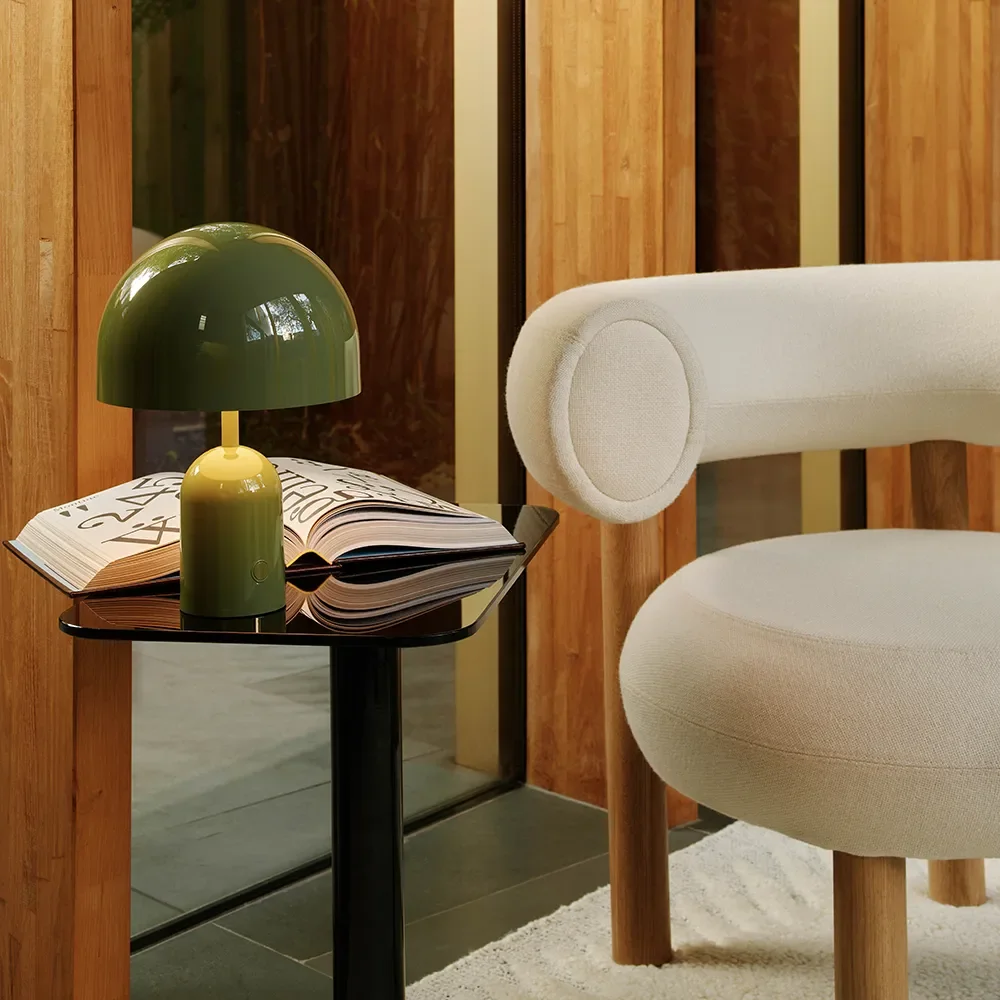 Bell Portable Moss LED