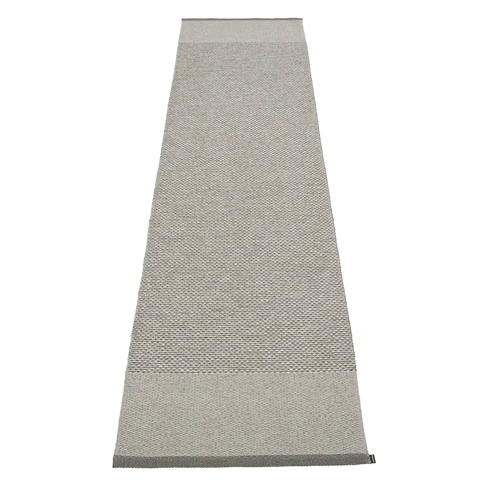 Pappelina, Edit tæppe 70x300 cm Charcoal