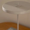 Asteria Move Monochrome Bærbar lampe Nuance Mist