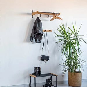 Cora hattehylde 59 cm lakeret eg