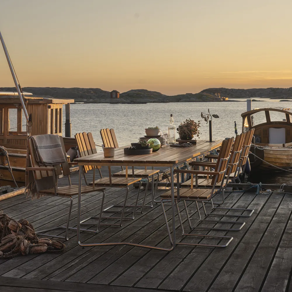 Spisebord B31 230 Olieret eg / varmgalvaniseret stel