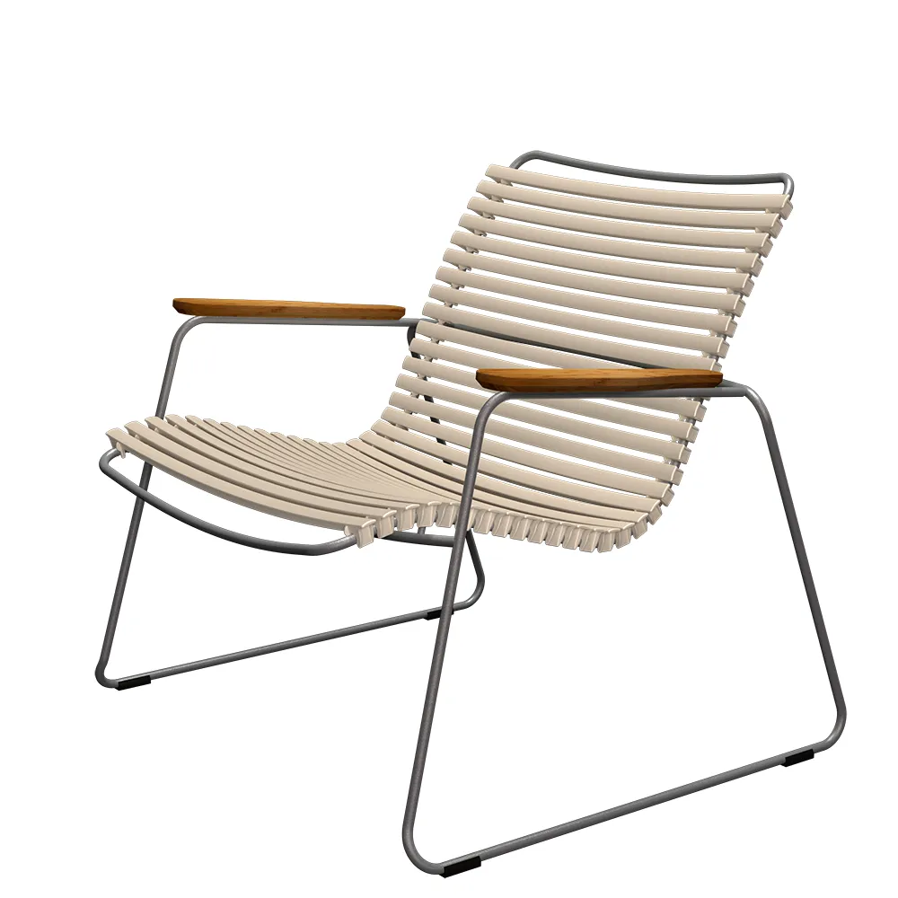 Click Roomy lounge chair Beige. Frame: Grey. Armrest: Bamboo