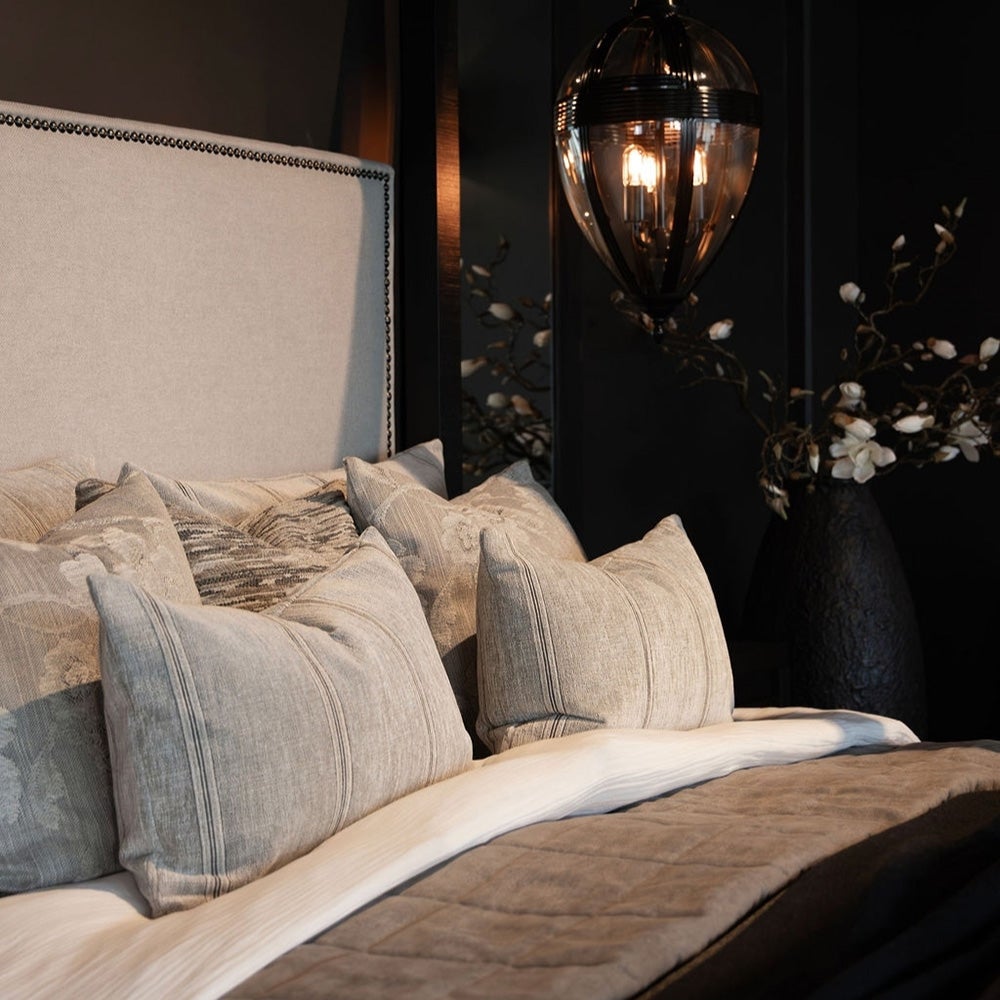 Serena Flower pudebetræk 50x50 cm- Oyster