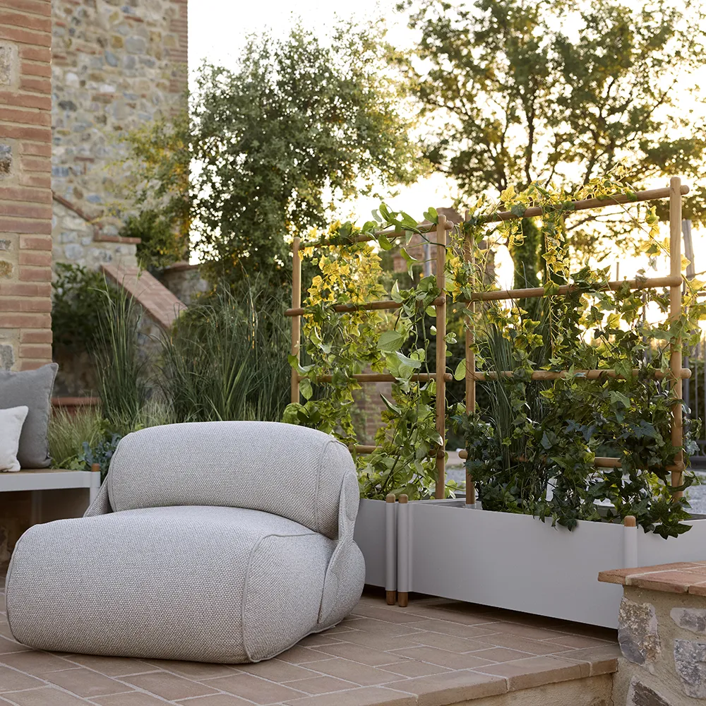 Sticks planter 103x58 cm med stativ Teak/sand