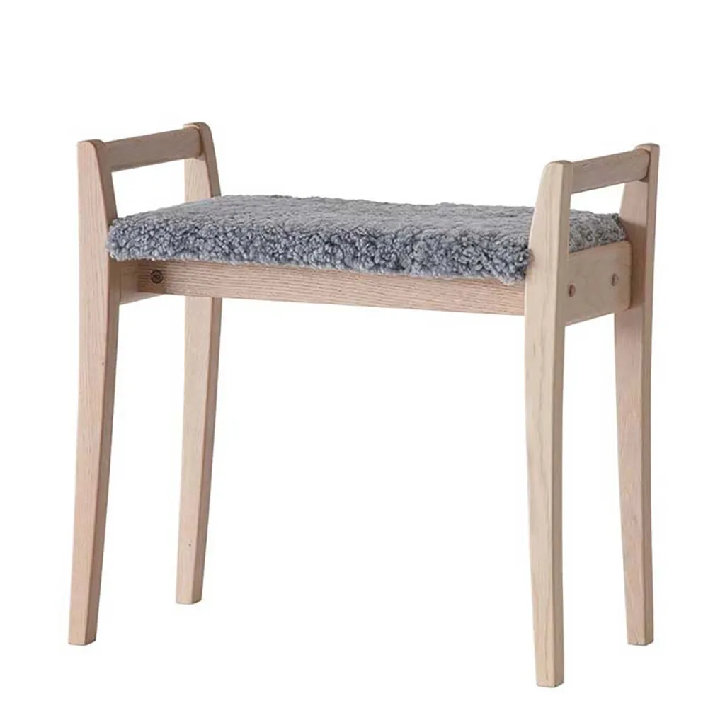 Meja skammel hvidolieret eg/fåreskind lysegrå