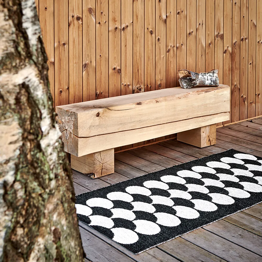 Poppy Black / Vanilla tæppe 70 x 150 cm