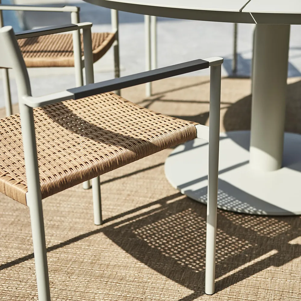 DK armlænsstol light grey 