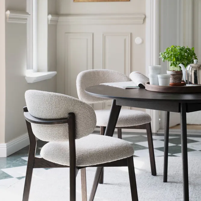 Patterson stol beige stof / brun eg