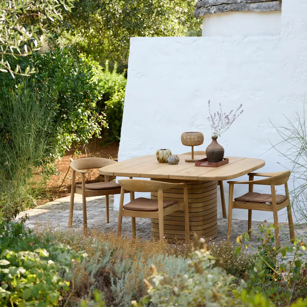 Mellow matbordstel kvadratisk f/bordsskiva 144x144 cm Teak