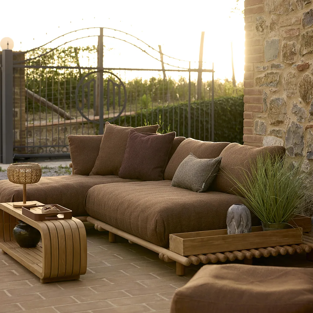 Sticks sofa m/chaiselong Teak/desert sand