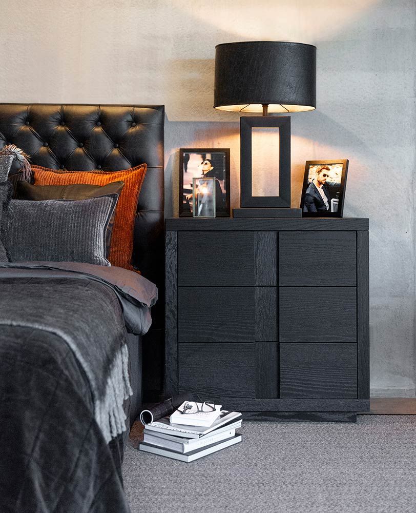 Hunter Kommode Sort Artwood