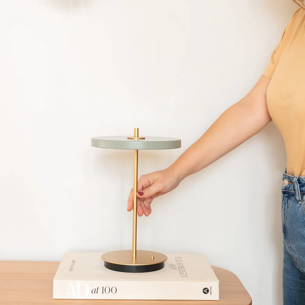 Asteria Move Bærbar lampe Nuance Olive