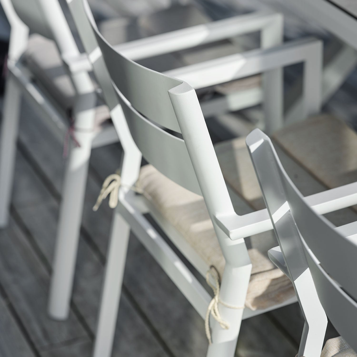 Delia Stol/Karmstol Hvid Brafab