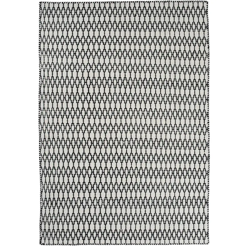 Linie Design Elliot White/black 250×350 Tæppe