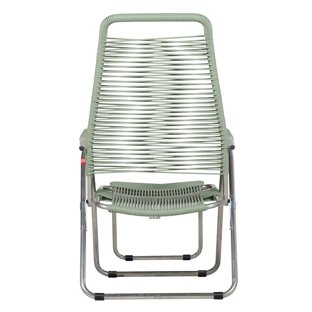 Spaghetti solstol i sage green aluminium