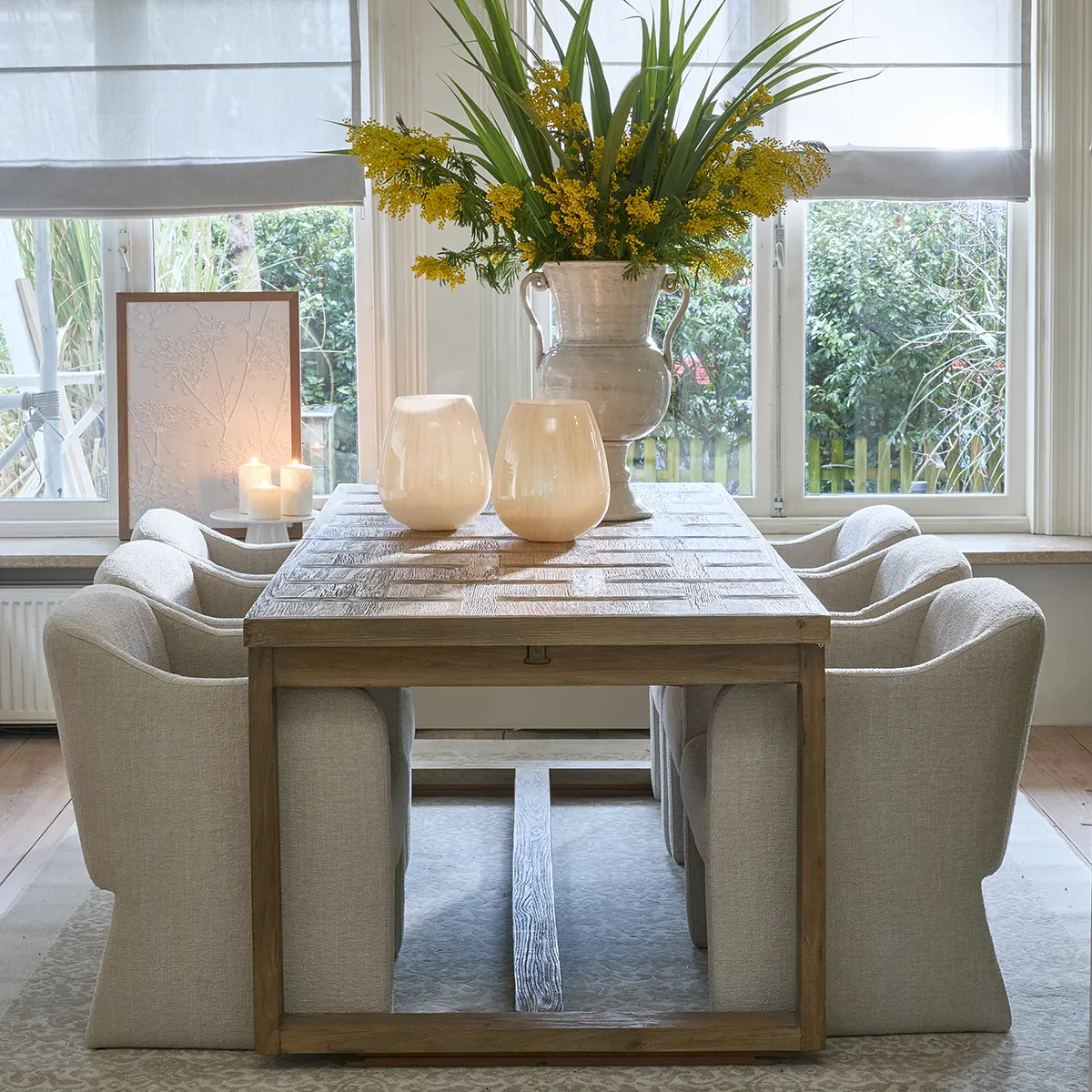 Spisebordsstol Napoli Beige med armlæn