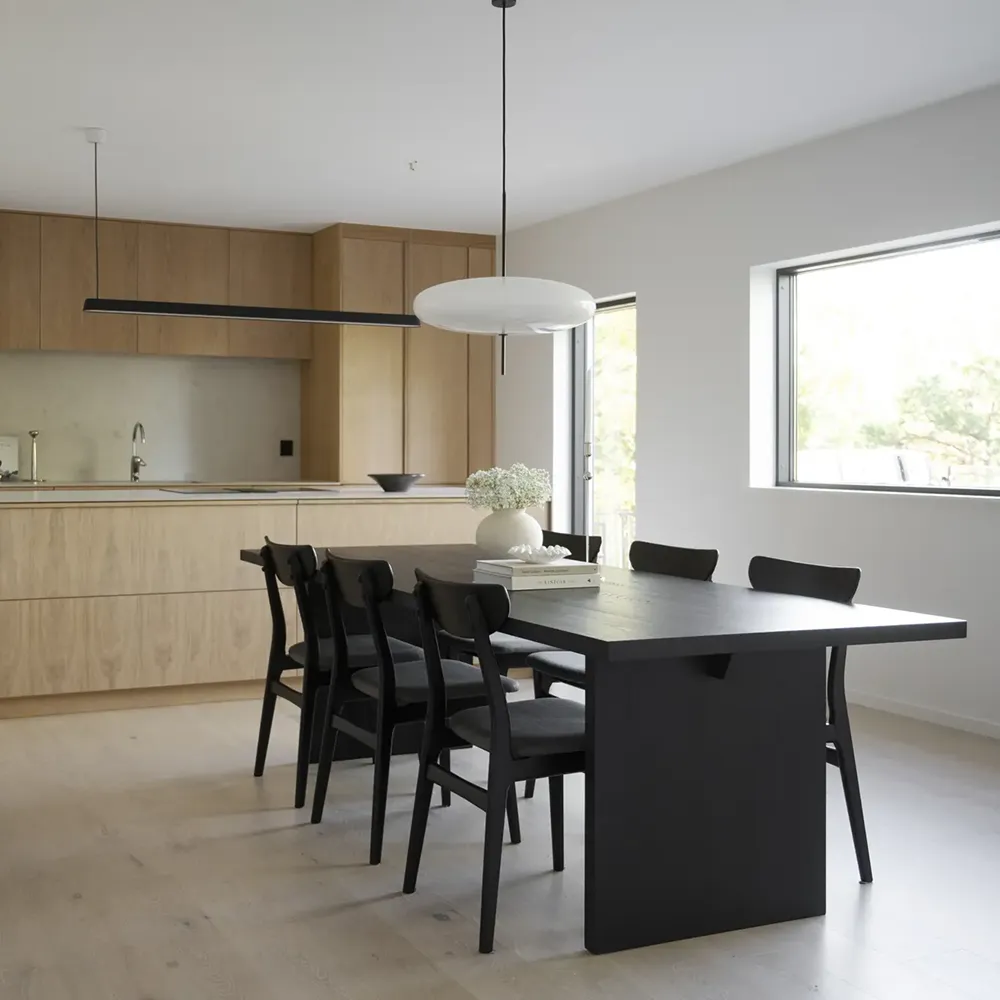 Emmett Spisebord 240 Sort alder