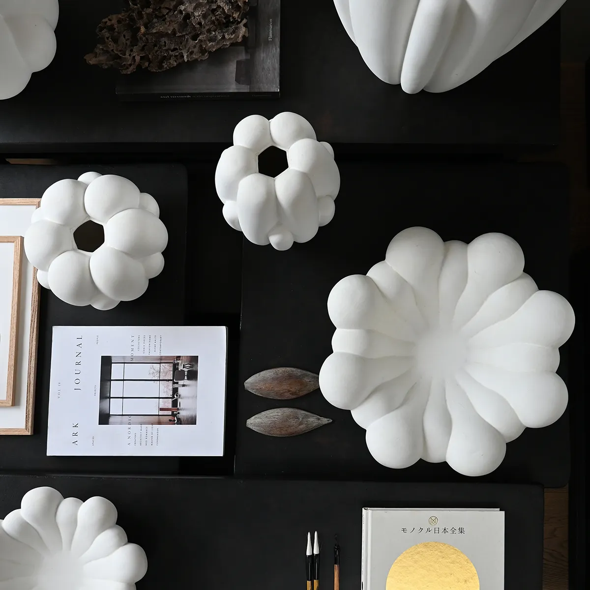 Håndlavet Dekorationsskål Bloom Bone White Ø 44 cm