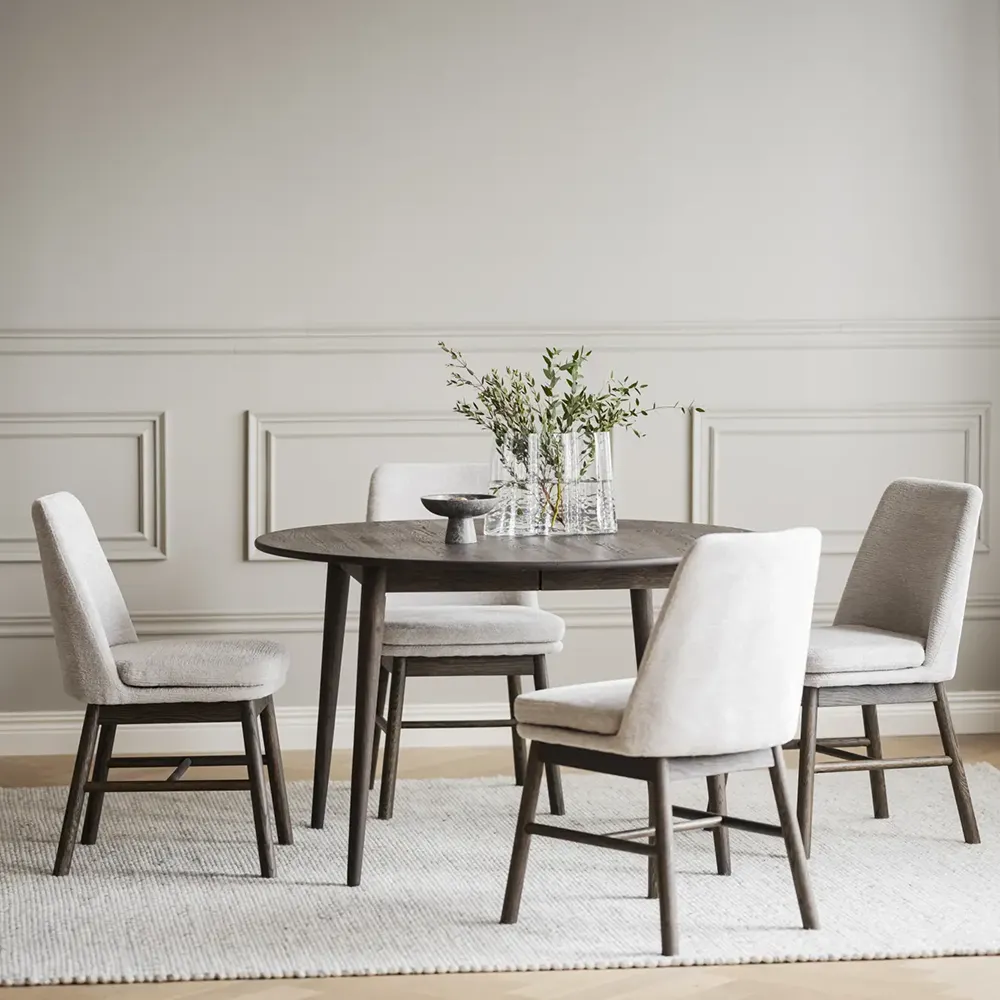 Tyler spisebord Ø120-165 cm brun eg