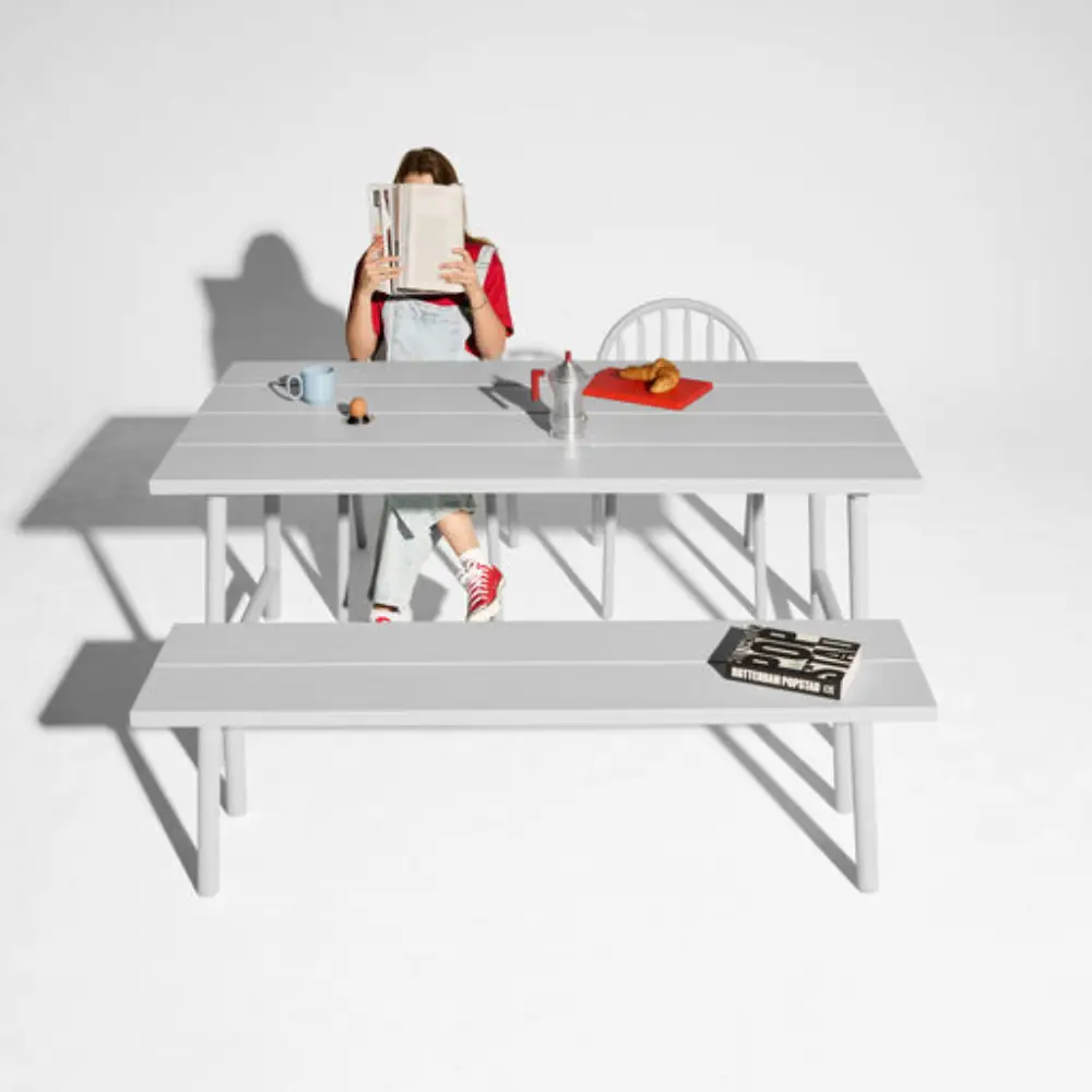 Fred's medium table udendørs bord light grey