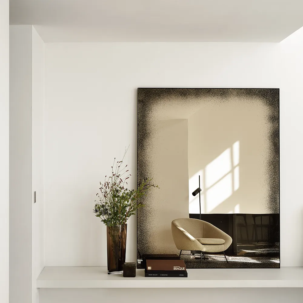 Aged vægspejl 122x153 cm bronze