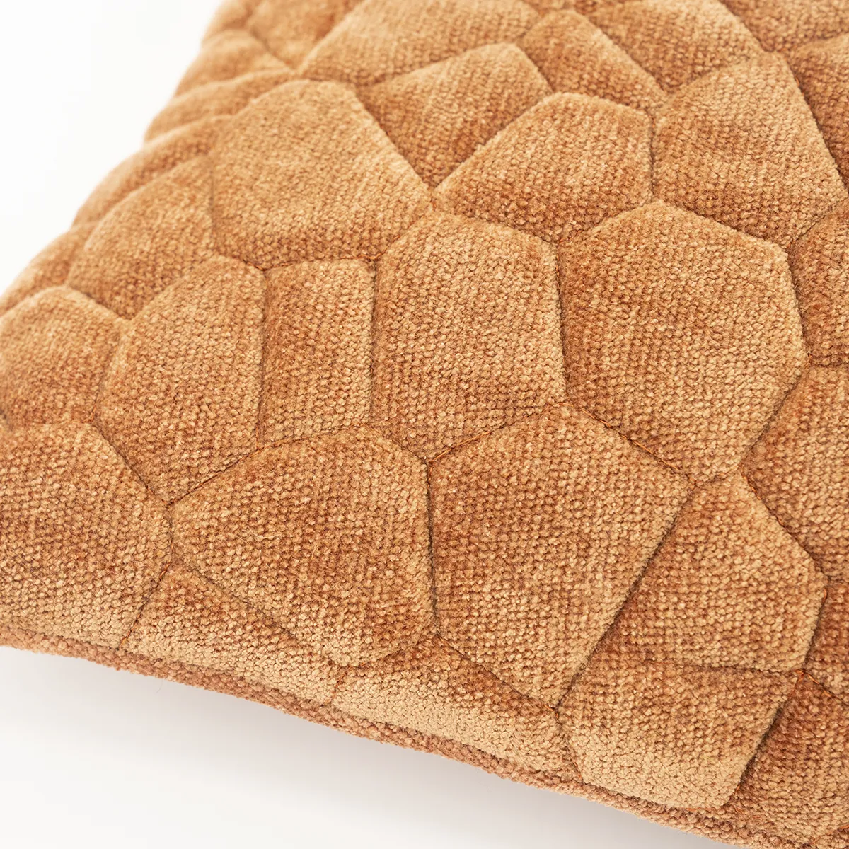 Pyntepude Stitch Mocha Mousse 45x45 cm