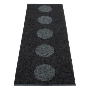Vera 2.0 tæppe 70x200 cm Sort