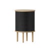 Audacious sidebord i egetræ/Charcoal